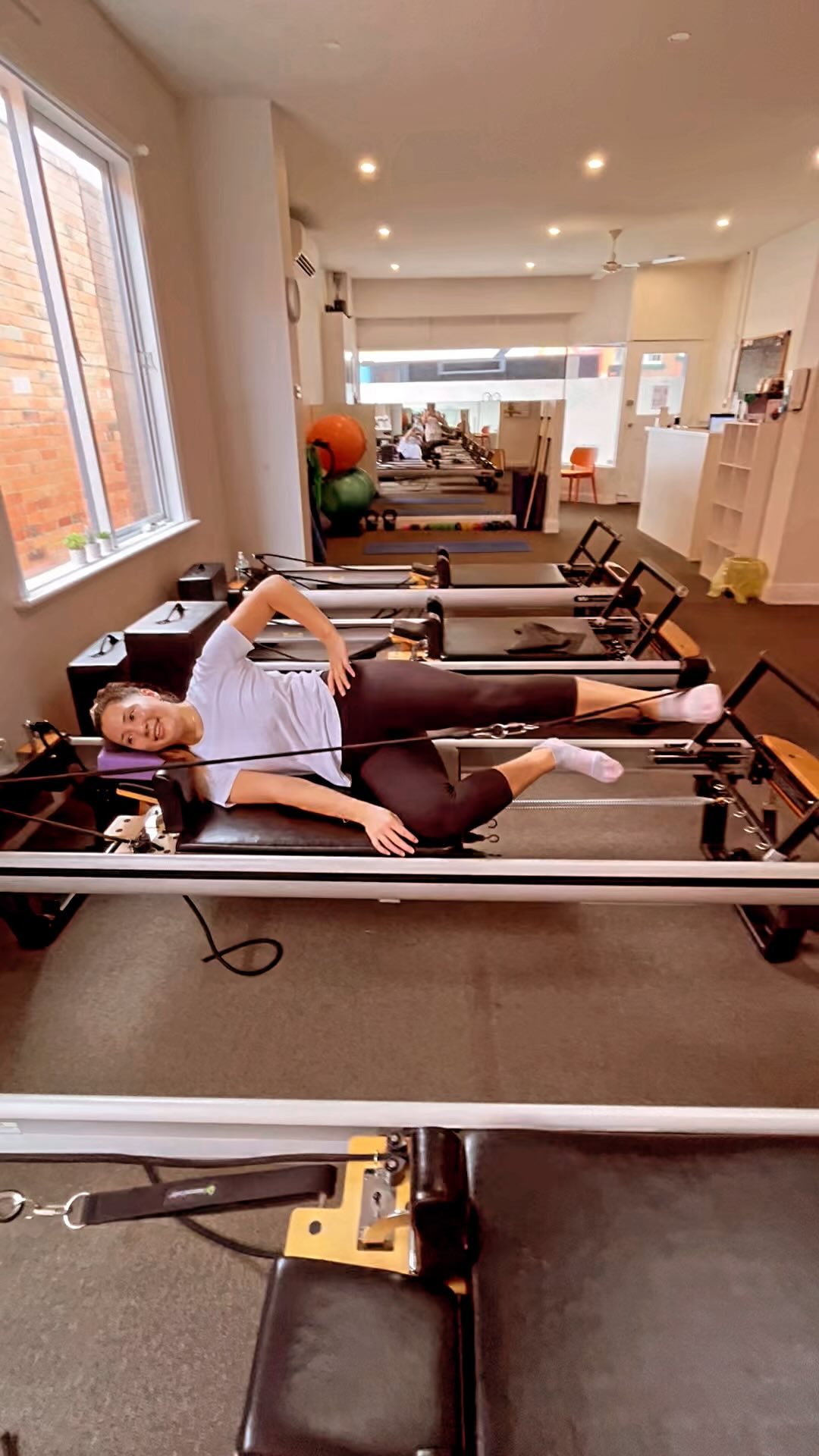 Sidelying glutes with leg in strap on the reformer is a wonderful exercise to strengthen your hips!
For an extra challenge add a leg lift (hip abduction) ️